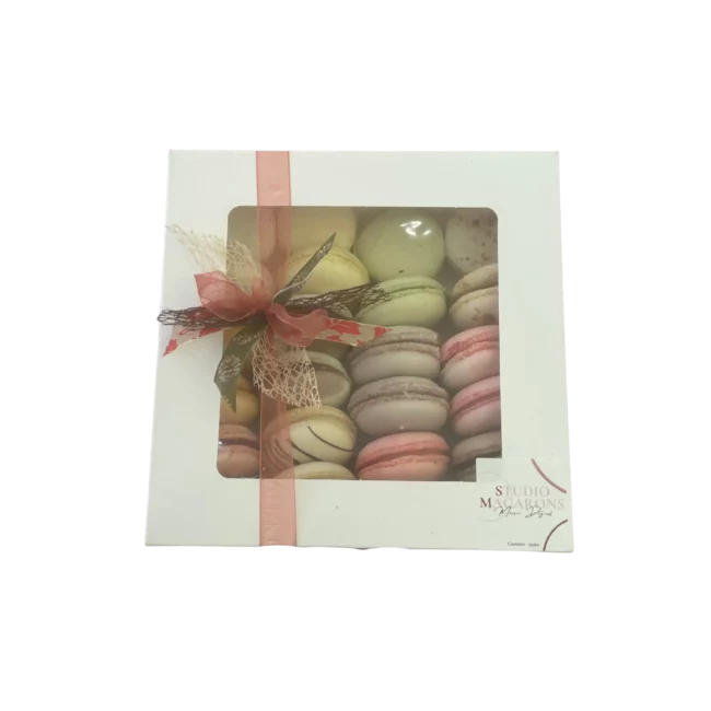 coffret 24 macarons - studio macarons